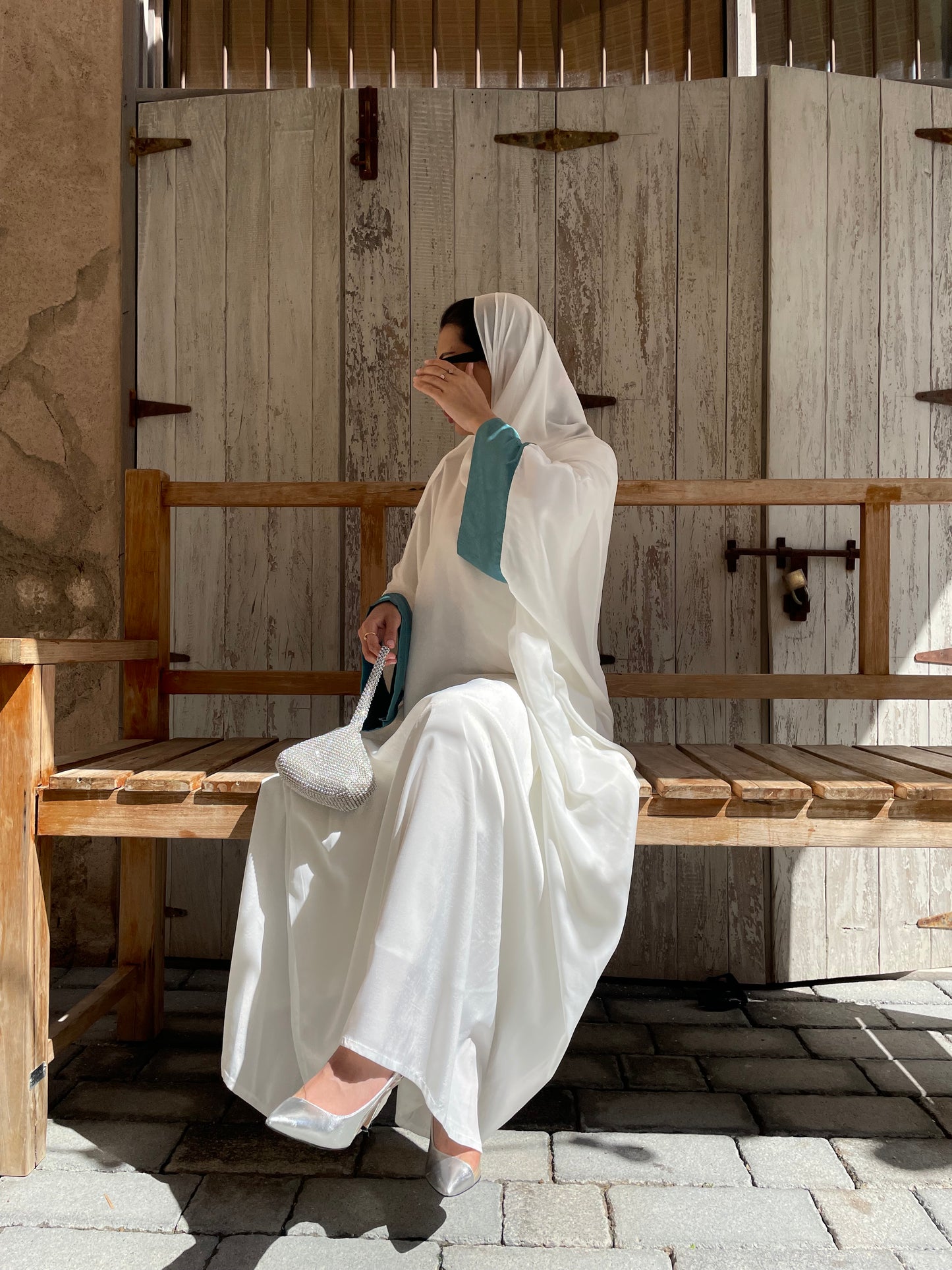 Anisa closed abaya