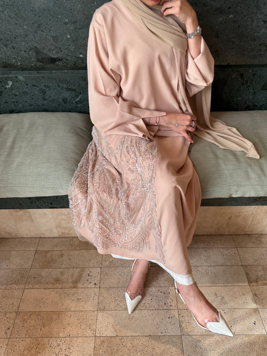 Nia Abaya