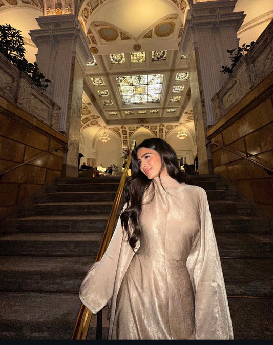 Elaina Sand kaftan & shela