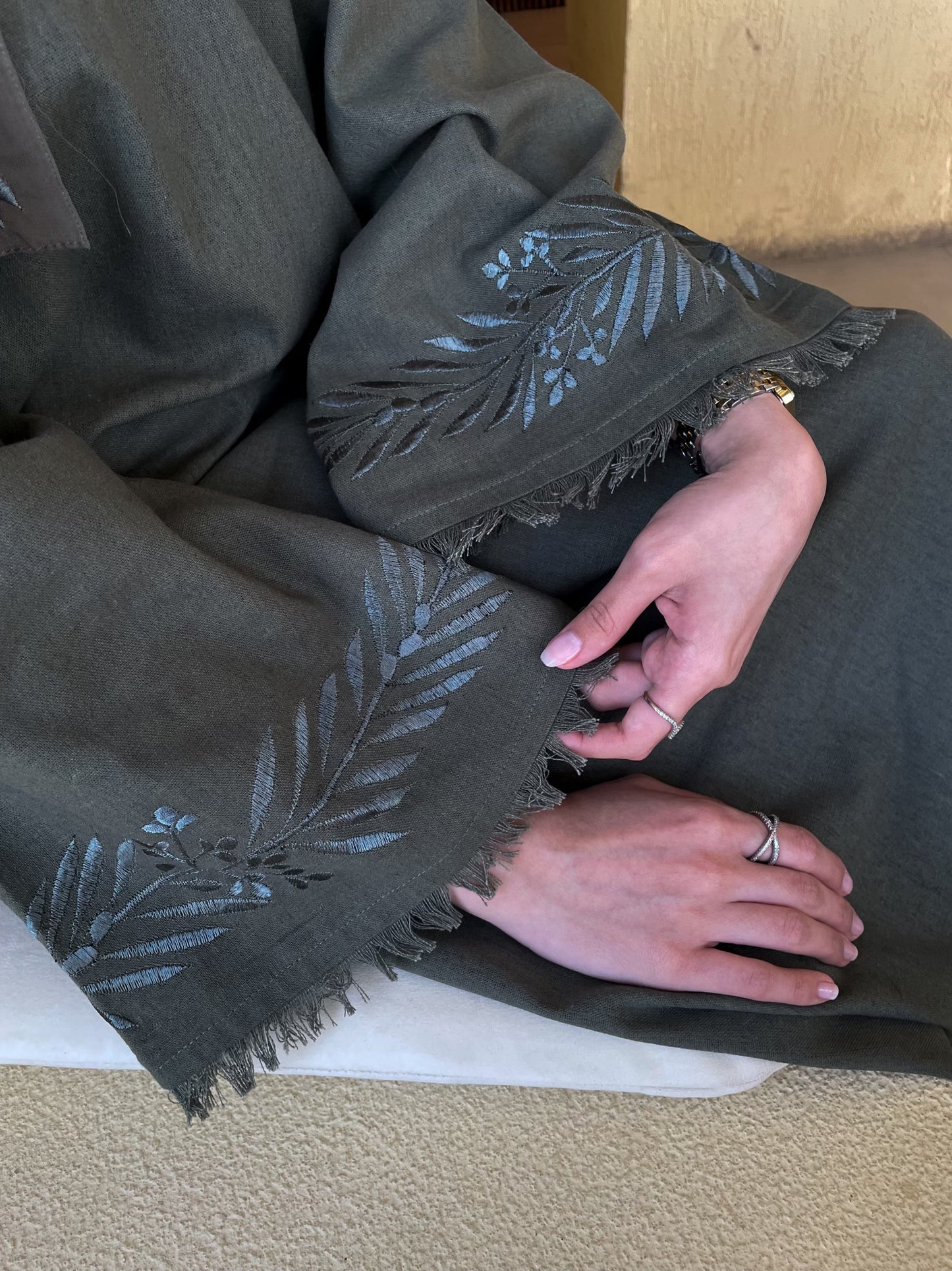 Olive branch closed abaya
